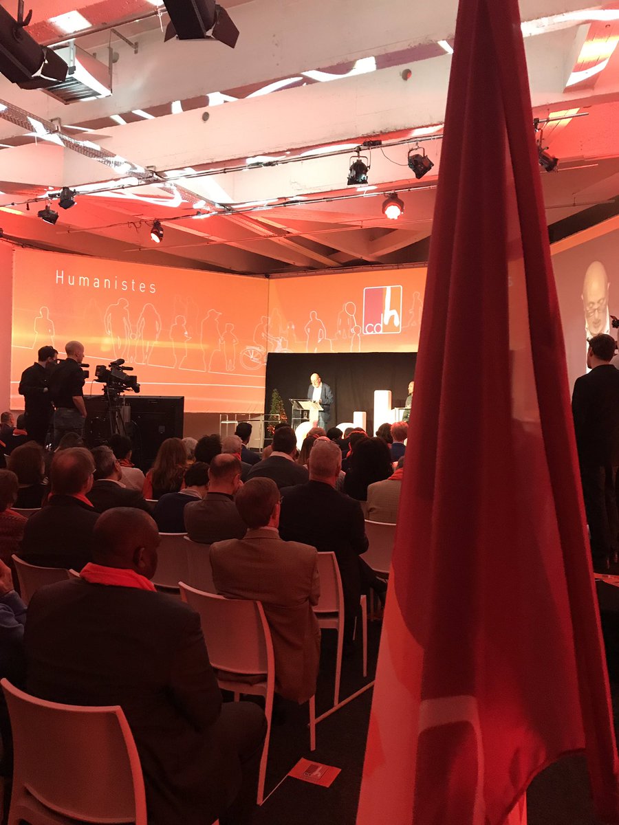 NicoPatelli's tweet photo. Place à @G_Dallemagne, notre tête de liste à la Chambre ! #EnAvant #CongrescdH https://t.co/ZNo1eI10lr