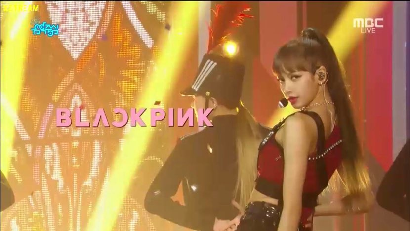 tinglypotter's tweet photo. My name is #LISA from #BLACKPINK #KILLTHISLOVE #KILLITALL #ฟาดให้หมด #เก็บทุกชาร์ท https://t.co/CTAH91pp5y