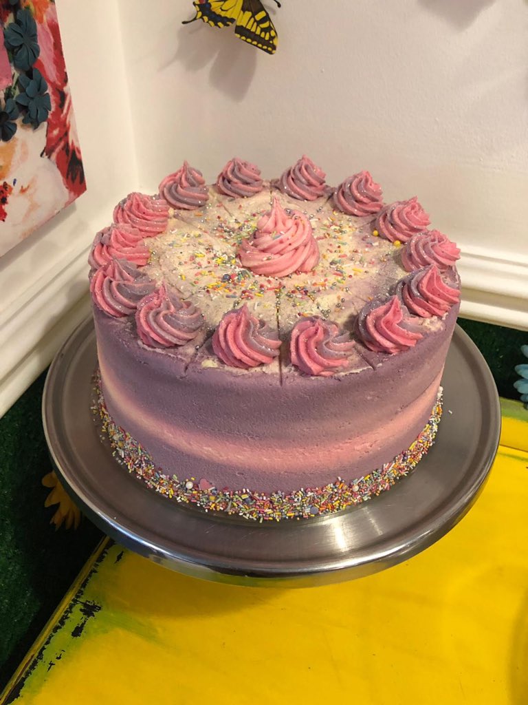 Cakeolekeighley's tweet photo. Unicorn Cake - let’s see how long this lasts ..... https://t.co/Ebgupuu7va