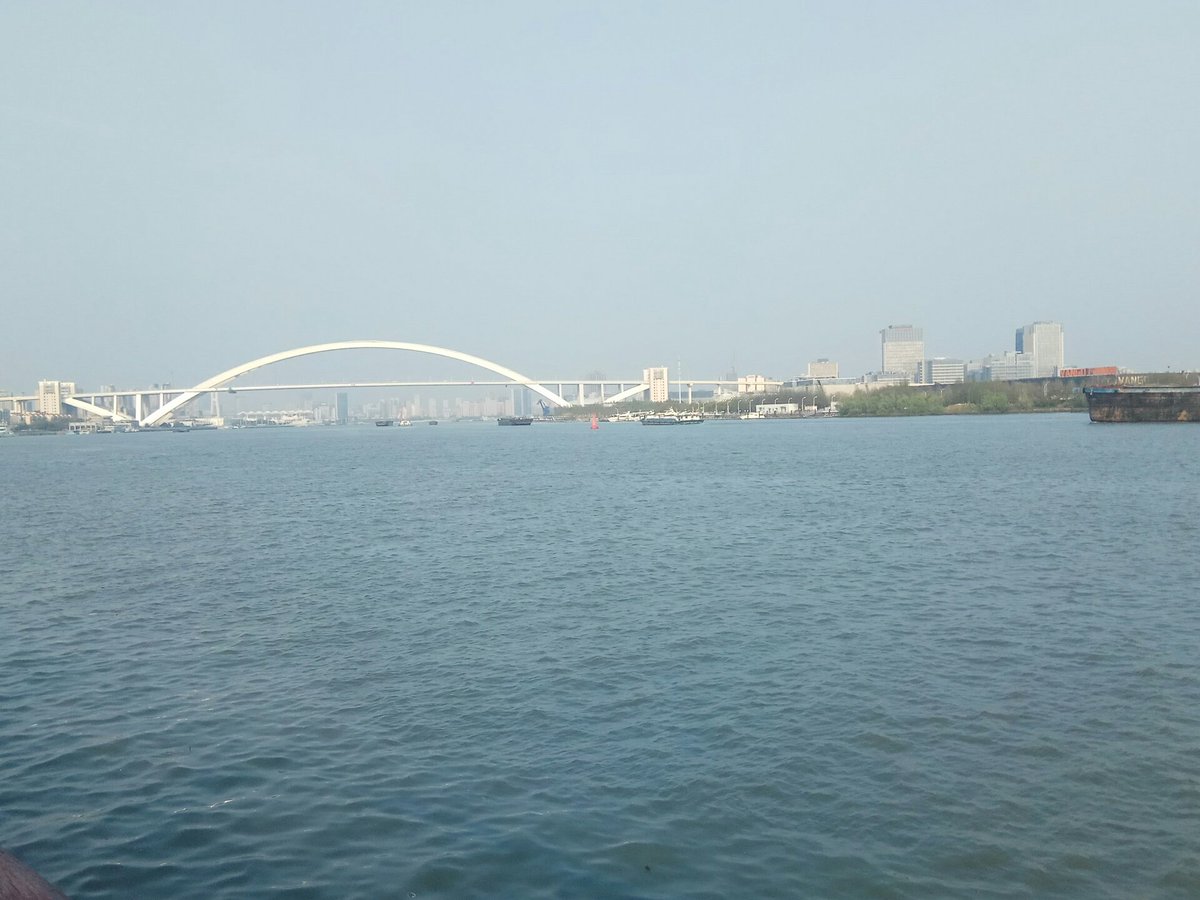 XU1979's tweet image. 黄浦江