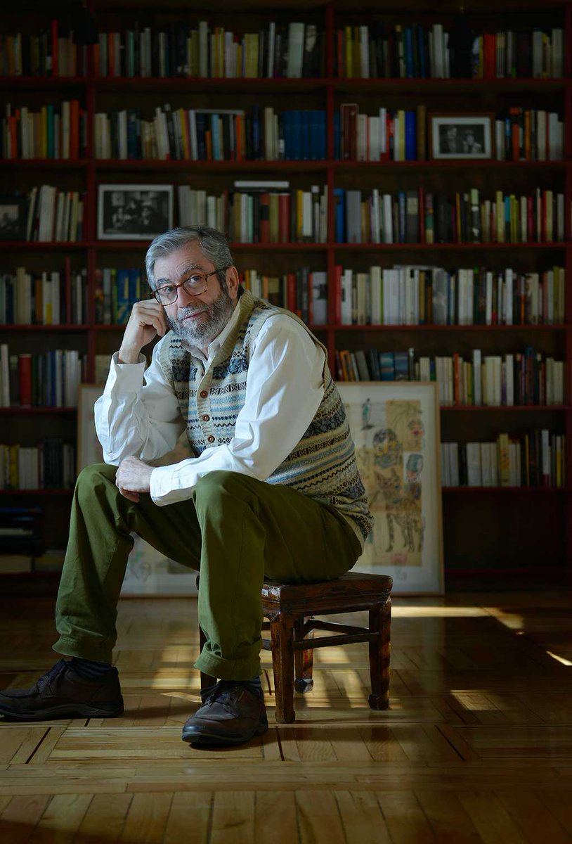 revistaqueleer's tweet photo. ¿Qué nos cuenta Antonio Muñoz Molina de su nuevo libro? ¡Descúbrelo en nuestra entrevista! 👉👉https://t.co/rDpnfUybil
#MuñozMolina @Seix_Barral @Planetadelibros #leer #libros #Libros #LibrosRecomendadas #LibrosRecomendados #queleer @blogmunozmolina https://t.co/J6q9rrrZTR