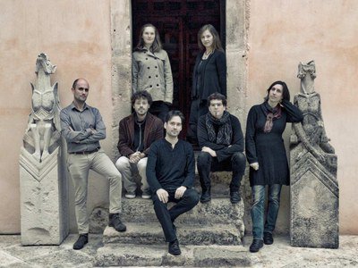 FemasSevilla's tweet photo. Sábado 6 abril en #FeMÀS19 I Tres propuestas https://t.co/TV9dAnijde:

🎹13h / Guillermo Pérez en Capilla #IglesiaSanLuisFranceses 

🎼18h / @corosiarum y estudio de Francisco Santiago #IglesiaSanAlberto / ENTRADA LIBRE

🎻20:30h / #TastoSolo en #IglesiaSanLuisFranceses https://t.co/dc4QMMH67R