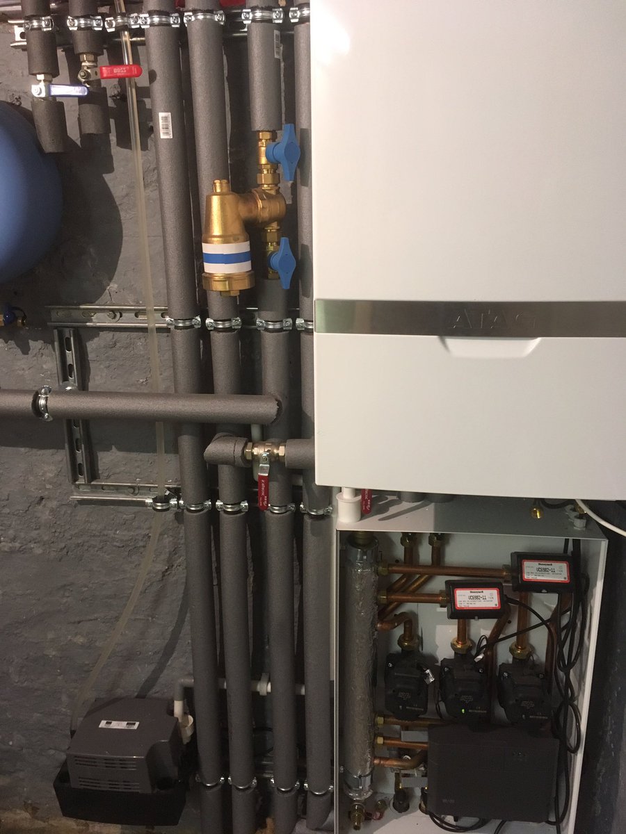 TOPGAS6's tweet photo. Multi zone with mixed temperatures Topgas and ATAG https://t.co/tkwJxVHgkv