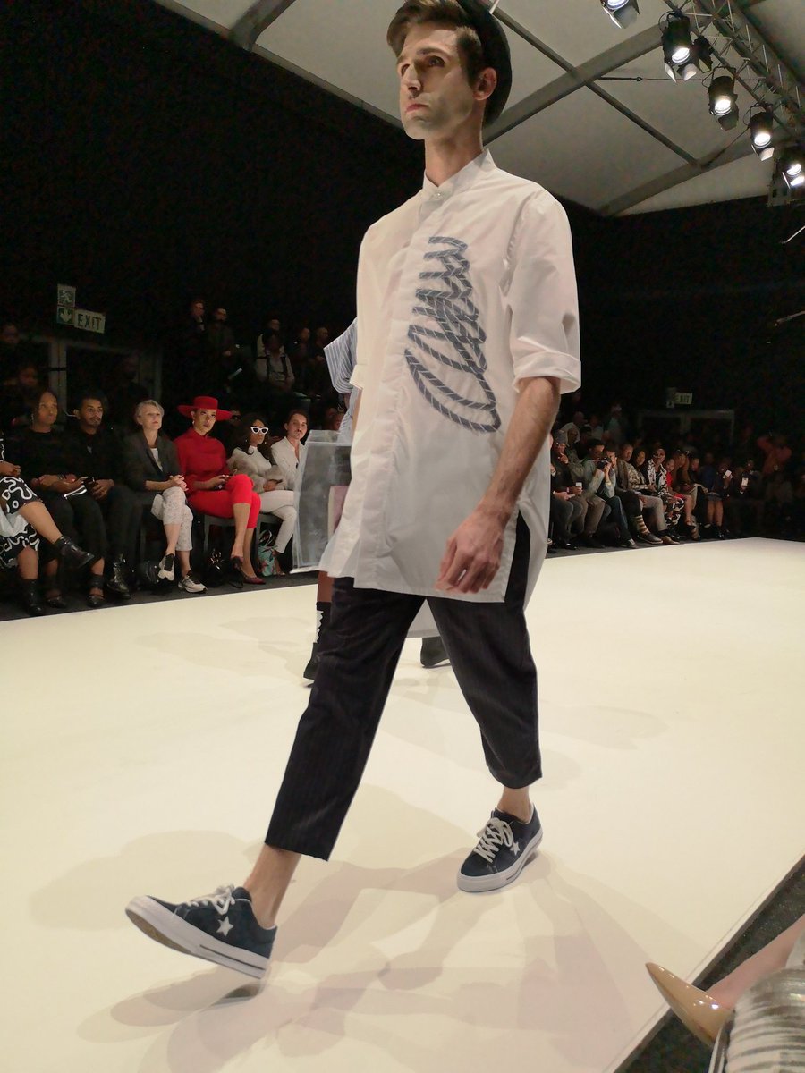 SAFashionBook's tweet photo. Congratulations to @bi_parel for winning the @MINISouthAfrica #MINIScoutingMenswear 2019 competition last night 👏👏 Check out our IG TV to see what the winner had to say: https://t.co/Oyc4rLbpJi✨ #fashionhandbook #SAFW #SS19 #fashionweek https://t.co/dtHn7Sh6AH