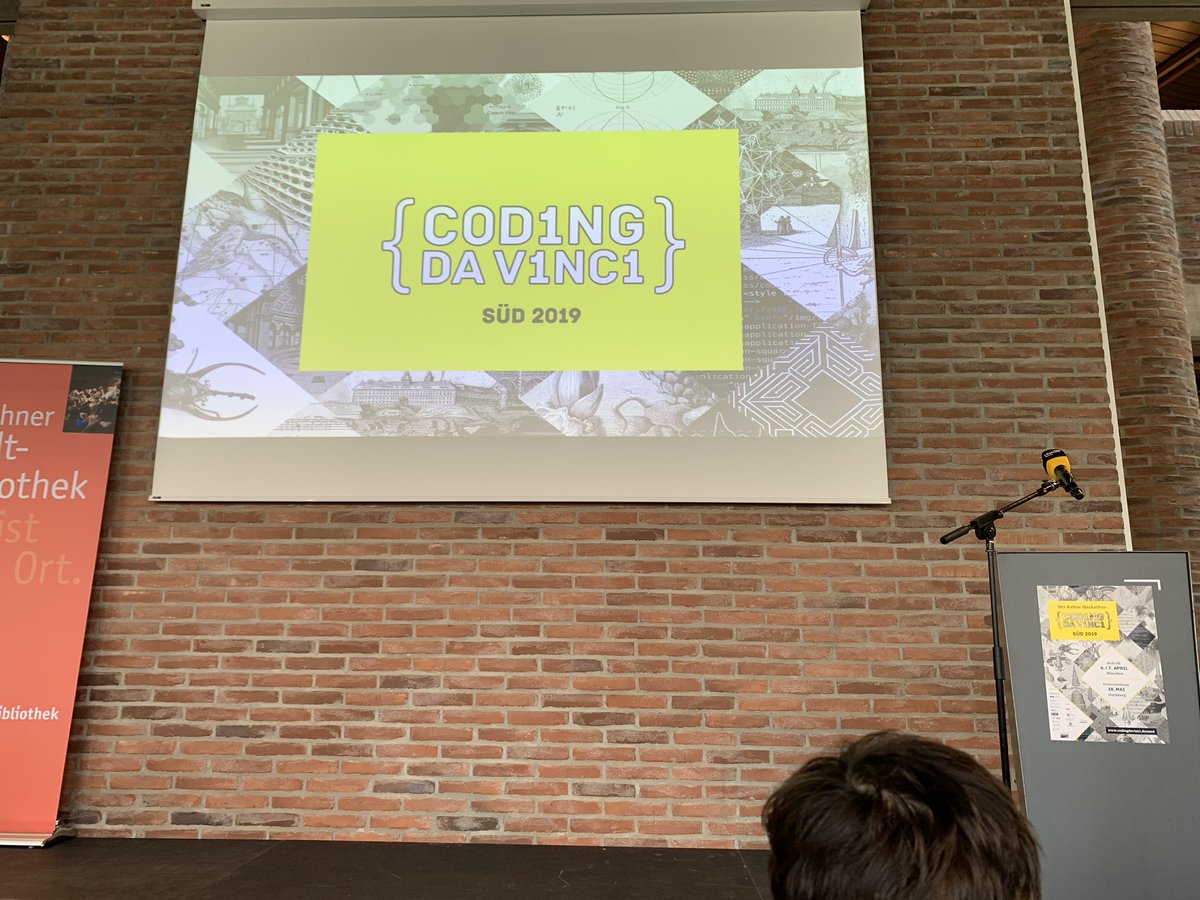 codingdavinci's tweet photo. Volles Haus bei der 7. Ausgabe von #codingadavinci in München, gleich geht’s los mit @cdvsued https://t.co/wGRaBgsBVu