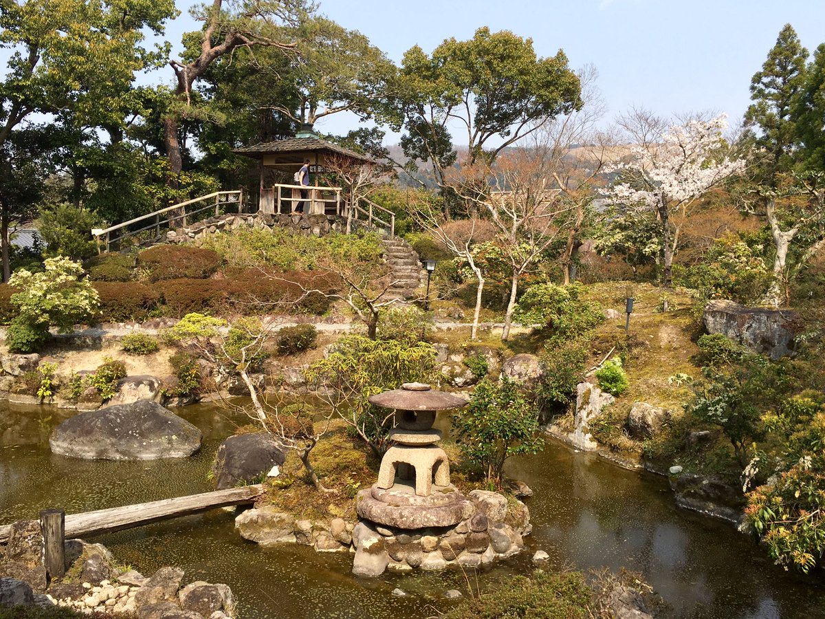 nomade-geek tweet media