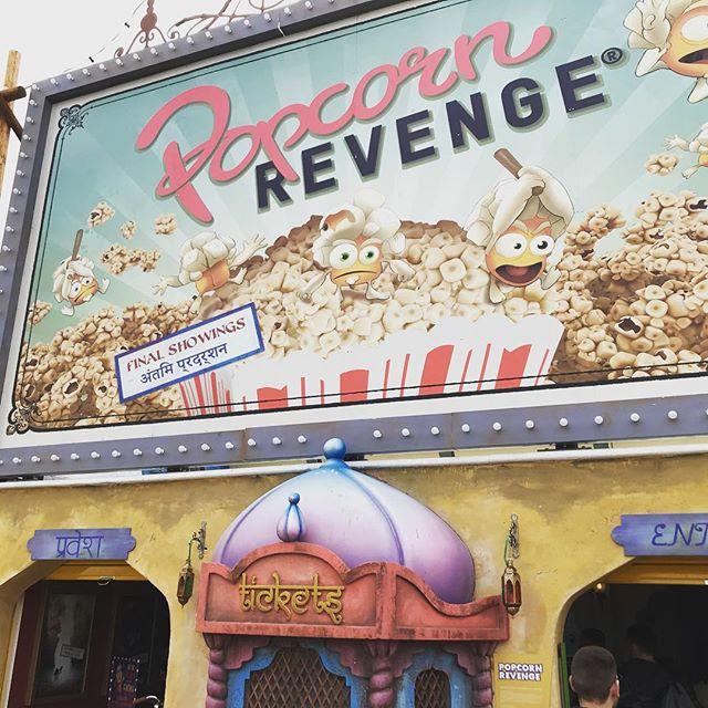 WalibiBand's tweet photo. Popcorn Revenge is open! #walibibelgium #popcornrevenge #karmaworld #walibiband #live https://t.co/qYKB9kEXcD