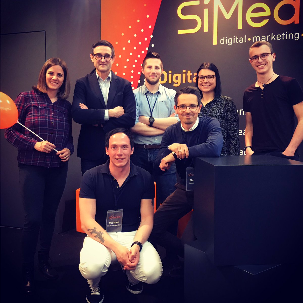 SiMedia's tweet photo. NICHT VERPASSEN: Unser CEO @ReinholdSieder nimmt heute auf der Erzählcouch am Tipworld-Stand der Raiffeisenkasse Bruneck Platz. Und spricht gemeinsam mit anderen Arbeitgebern über die Herausforderungen des Unternehmerseins. #tipworld https://t.co/YKcgibWIQ3