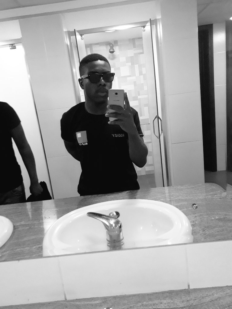 94thWonder's tweet photo. On the low...

#NGRTrends #ballerz https://t.co/UmK9IbFKKm