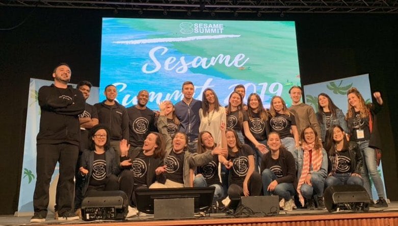 UVempren_'s tweet photo. Gràcies a les pràctiques en #emprenedoria gestionades per @ADEITUV i a @startupsesame, l'estudiantat @UV_EG ha pogut adquirir experiència sobre la gestió d'un event de nivell🔝 en Europa i gaudir de les sessions del #SesameSummit19  Molt orgullosos de vosaltres! #UVEmprén https://t.co/PFyycWkkcS