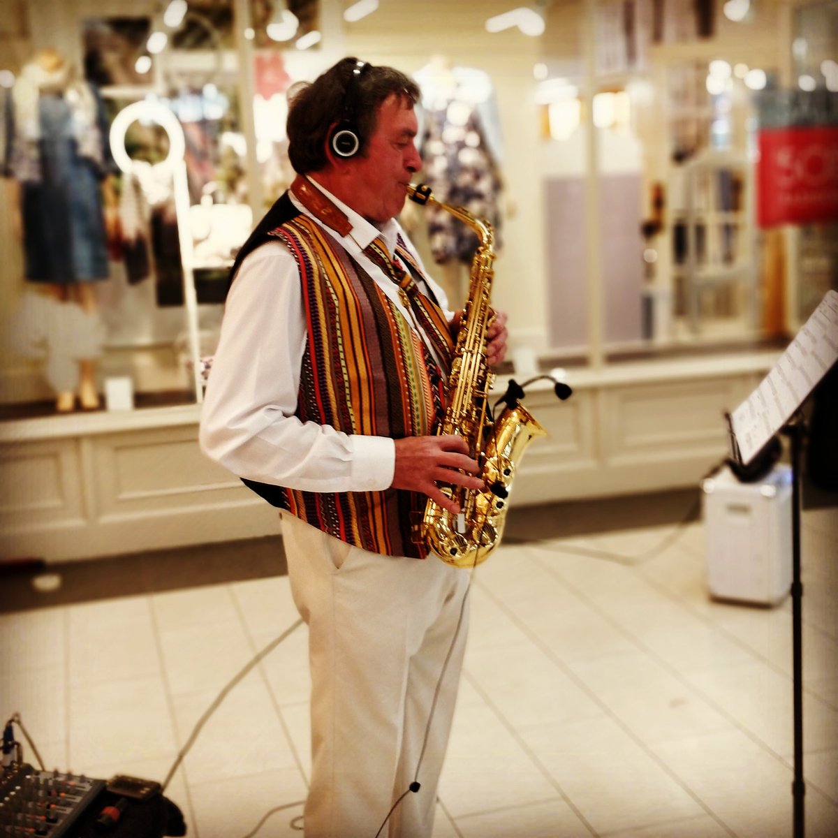 BurrowsAbout's tweet image. #TheBigBusk of course!