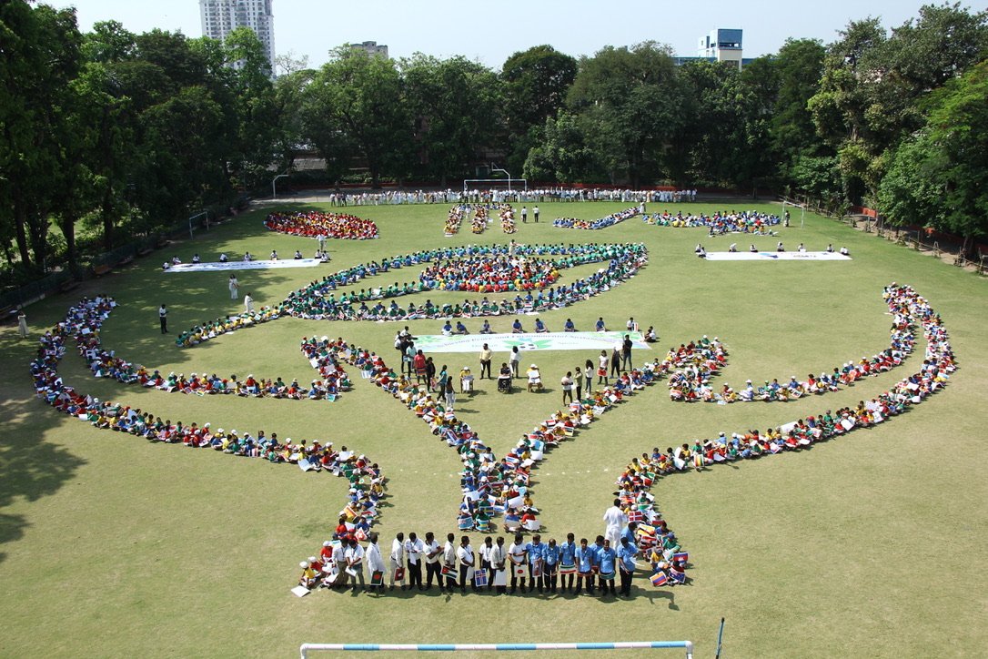debasissen's tweet photo. It was a brilliant initiative from St Lawrence H.S and it's alumni @SLOBA1985 to host #ENSEMBLE2019 as part of the celebration to observe #IDSDP2019 . Thanks @rahulmukherji for inviting me. https://t.co/KoqKGY25xc