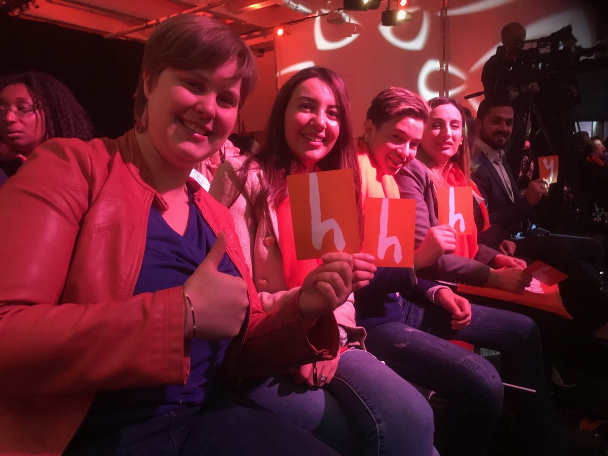 mfmuschang's tweet photo. Les jeunes sont ok #congrescdh #noussommeslavenir https://t.co/wFuF34q04L