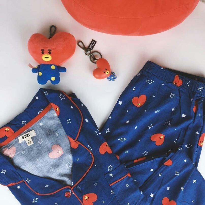 AliexpressAsian's tweet photo. Подушка BT21 - https://t.co/liK0Iq3E3W 
Брелок BT21 - https://t.co/J7xTpN6kIb 
Брелок BT21 - https://t.co/BJ0O9NlqQt 
Пижама BT21 - https://t.co/OkWw7zx7DF 
🔥2025 заказов, рейтинг 4.9 из 5🔥 

#BTS #BT21 #KPOP https://t.co/uhV546rqTM