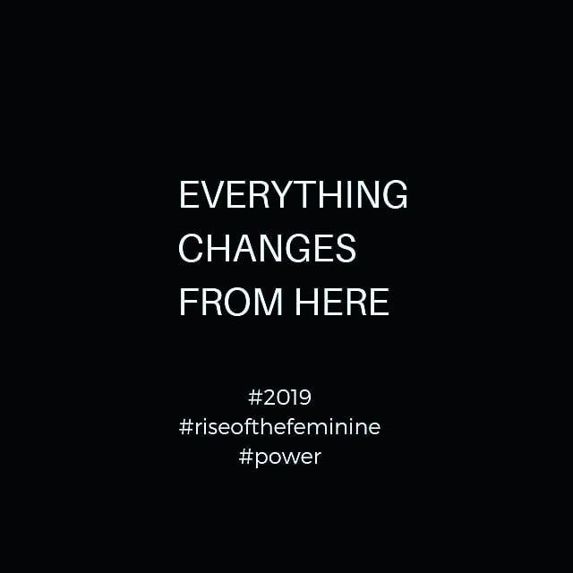 leeleesings's tweet photo. New Moon. New Life. Right Now. #presence #newnew #love #creatrix #soul #soulsinger #peace #sanger #music #spheres #5D #blueray #onlyloveexists #musician https://t.co/Lo0cqUDbBo https://t.co/ZDUM4QJExv