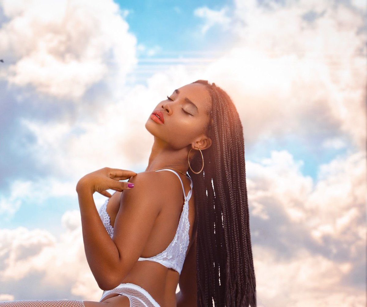 JasminDotCom's tweet photo. Such a stunning shot from a recent shoot that I did with my friend #DannaFarrell 😍 😍 😍
Love how beautiful she looks here!
https://t.co/fnA1kkT8dw
.
.
.
#photoshoot #shooting #SaturdayVibes #SaturdayMotivation #photoshooting #springitis https://t.co/kelf0Y17rI