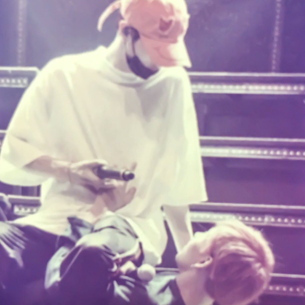 เเด๊ดดี๊เบบี๋9397❤️💜 tweet media