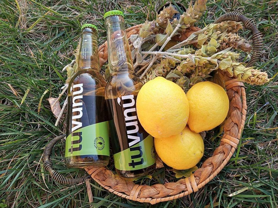 All natural!

🛒🛒shop.tuvunu.com🛒🛒
#showmethemagictuvunu #tuvunumagic #sideritis #greekmountaintea #betterthanwater #herbal #healthyliving #lemons #honey #healthy #healthychoices #healthydiet #healthymind #healthysnack #healthydrink #healthyoptions #healthyhabits