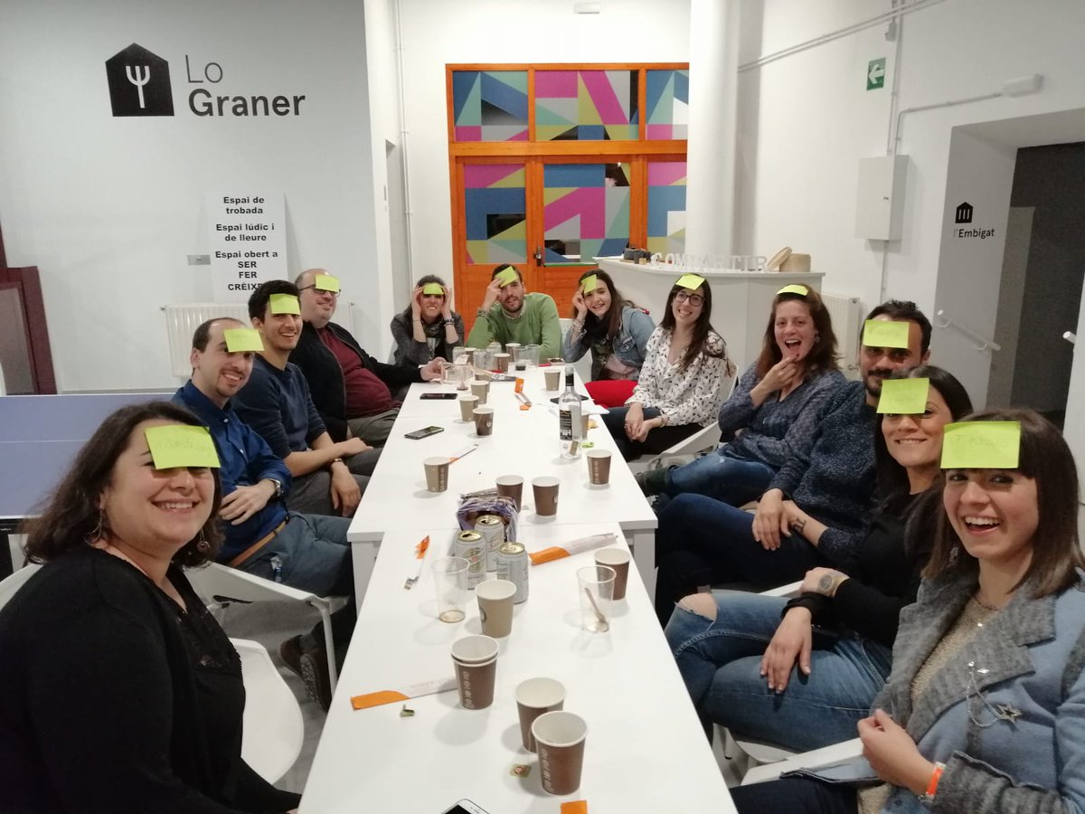 JCI Barcelona va assistir al Sopar Multicultural de JCI Terres de L’Ebre sobre el Japó. Una gran explicació del Past-President de JCI Tarragona (Raül Gil Alonso) seguit d’una nit genial de sopar i jocs. Gràcies per l’organització 😉 #jciterresdelebre #crearconstruircompartir