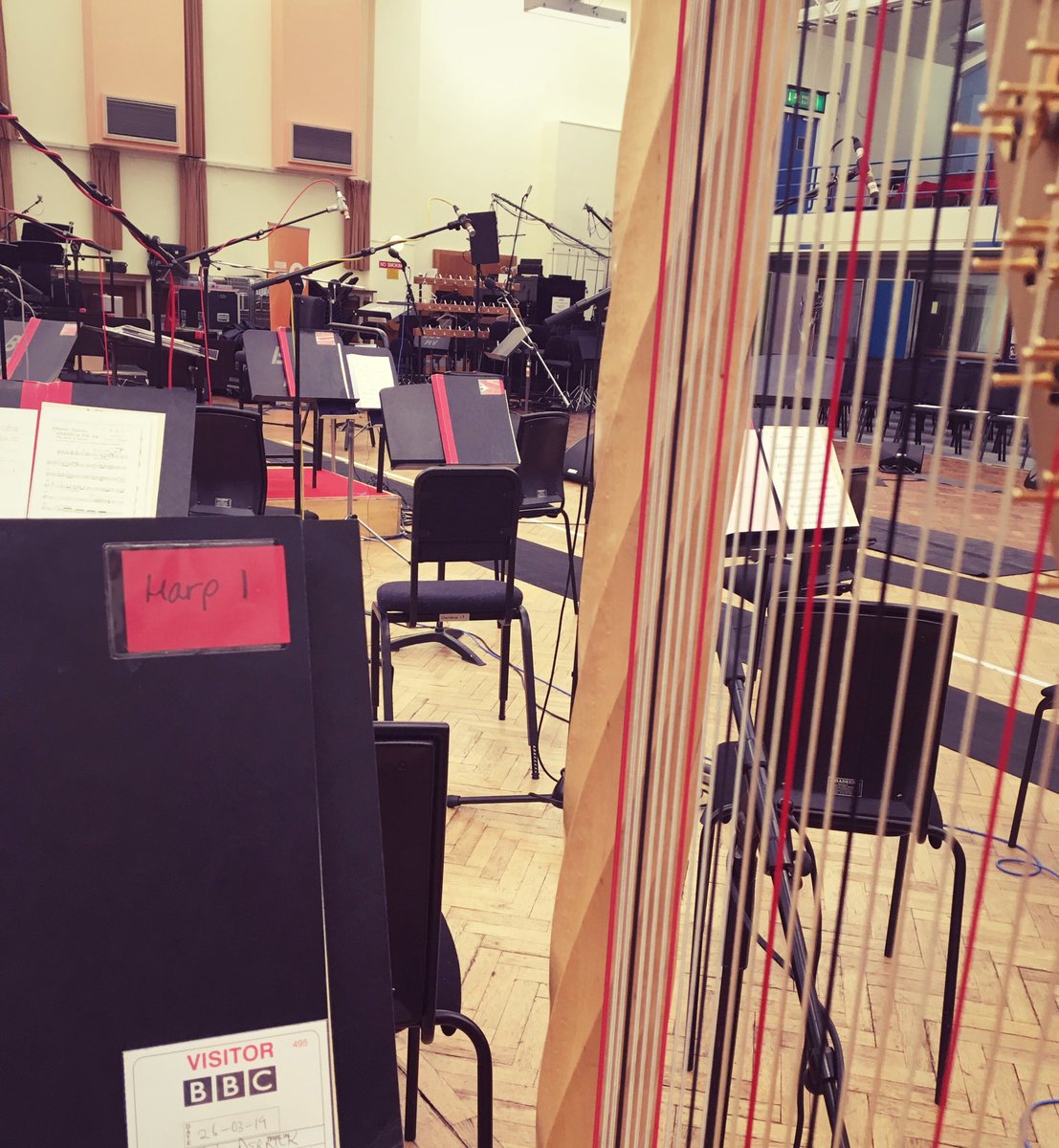 CatherineD_Harp's tweet photo. #BBCConcertOrchestra ⁦#MaidaValeStudios #BBC https://t.co/XaU77hAjxA