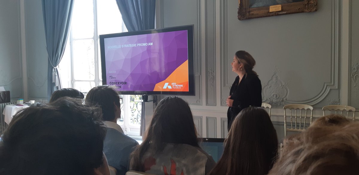 🔛 <a href="/EmilieNaouri/">Emilie Naouri</a>, adjointe à la DG #communication, explique la stratégie de #promotion #ArtsetMétiers ! Les élèves ingénieurs de l'<a href="/UEAM/">Union des Élèves - Arts et Métiers</a> doivent être les principaux ambassadeurs de l'École !