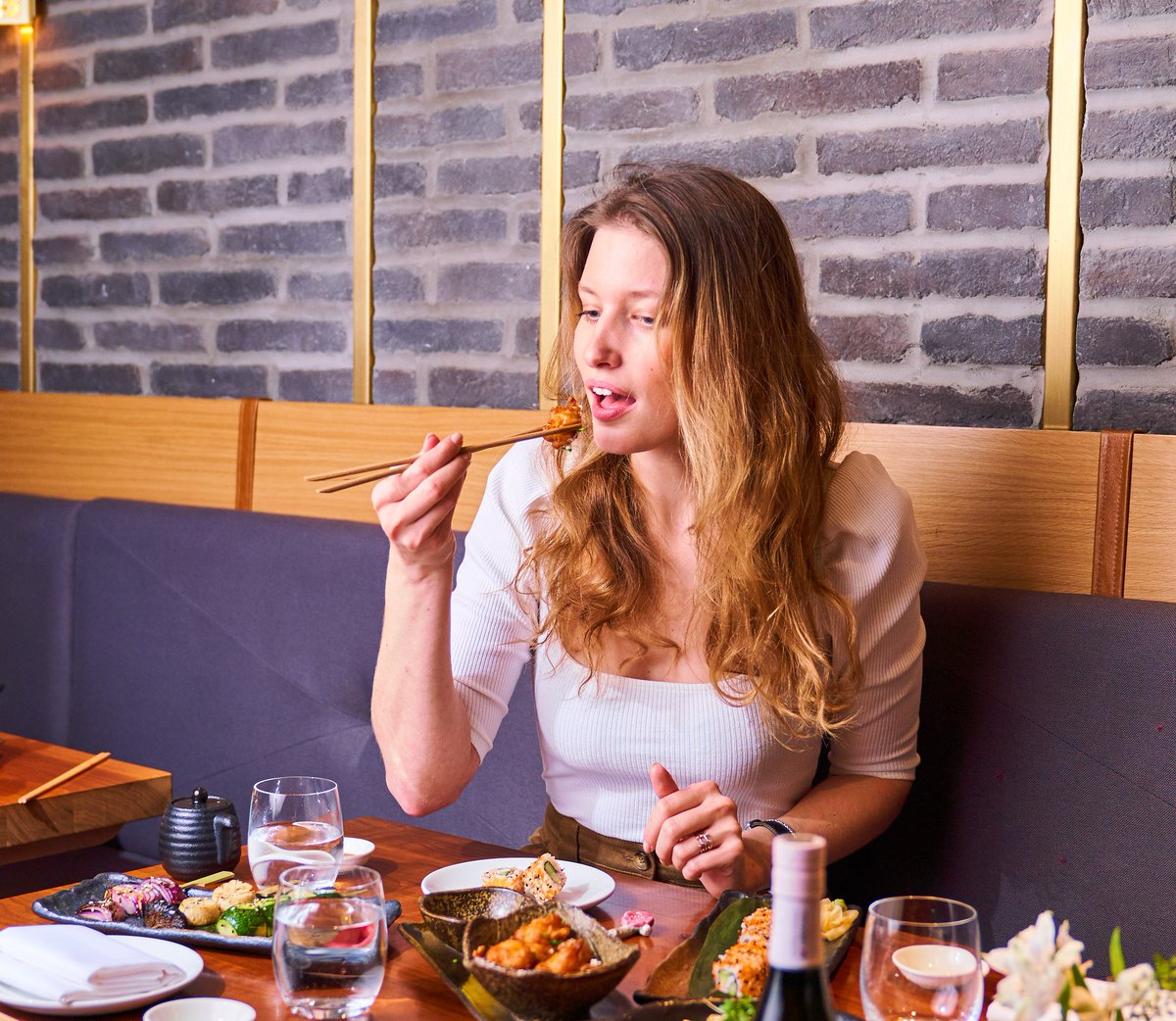 Feast with us at TAKA to get your Saturday started 🤩 
.
.
. 
#TakaMayfair #JapaneseFoodie #JapaneseDining #Saturday #sharingiscaring #foodie #dinner #weekend #feast #Sushidate #feasting #mayfair