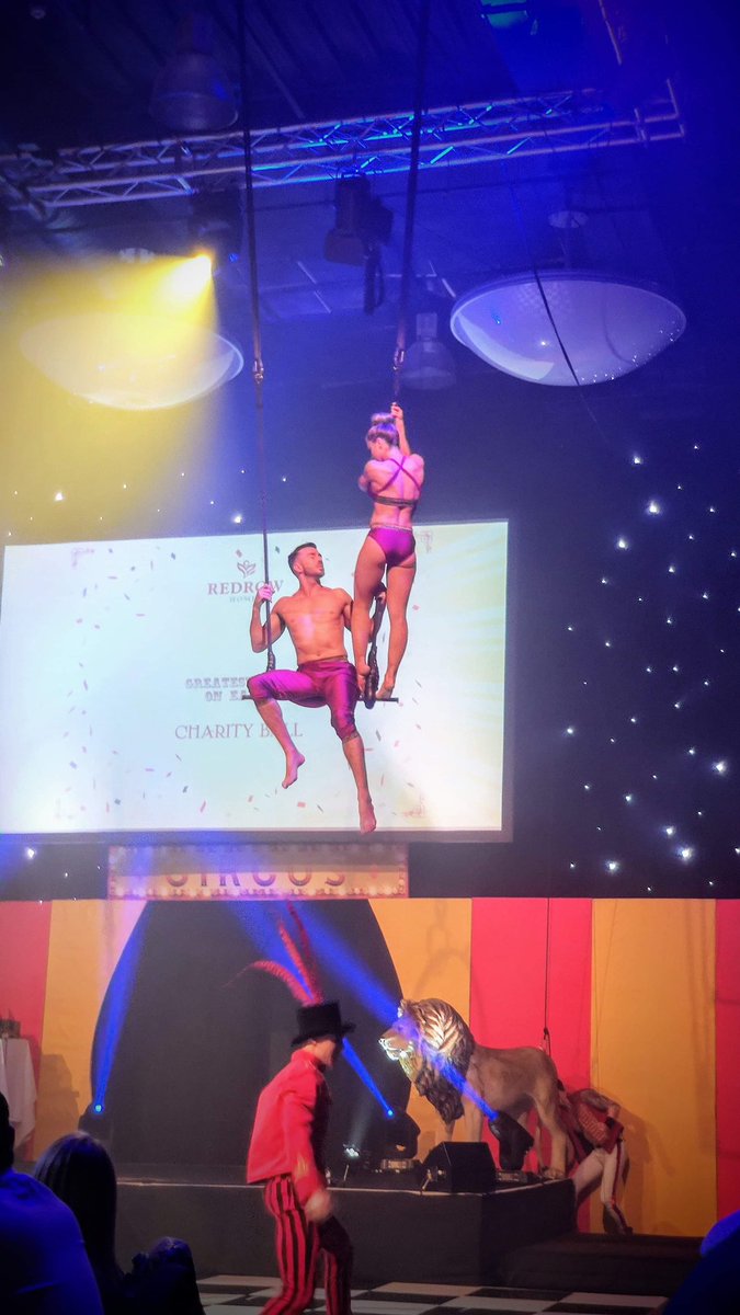 gravitylive's tweet image. Brilliant day with our #dreamcircus production family yesterday for @redrowhomes charity ball  And @IceEntUK with @Sparq live