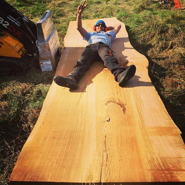 Oak slabs ready to go for your next project. #blaiseintrees #granberginternational #sawmill #chainsawmill #interiordesign #designer #stihl #arborist #woodpreneur instagram.com/p/Bv6Si9hAp5S/