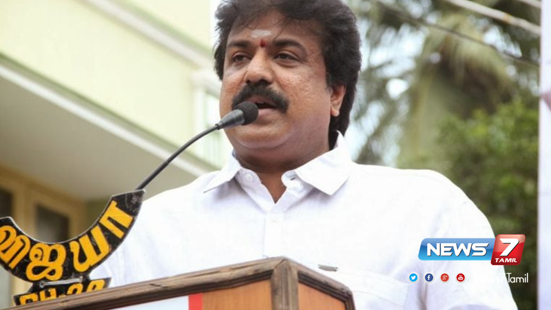 news7tamil's tweet photo. கள்ளக்குறிச்சியில் போட்டியிடும் தேமுதிக வேட்பாளர் சுதீஷ், முரசு இசைக்கருவியை இசைத்து நூதன முறையில் வாக்கு சேகரிப்பு!
விவரம்➤https://t.co/BHTubaAO8q | #DMKDK | #Elections2019 | @AIADMKOfficial https://t.co/BWP8sj2Z5U