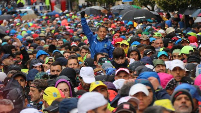 ANLH_JOMunilla's tweet photo. 🥇 HOLE 2019 | RONDA. Unidos por la Legión en Ronda pese a la lluvia, el barro y el frío https://t.co/zzG8E7xMVk (por @VanessaMelgar4 vía @DiarioSUR). Casi 5.000 deportistas participan en la carrera. #LaLegión #Ronda #Hole #Hole2019 https://t.co/oYw7HsMfrc