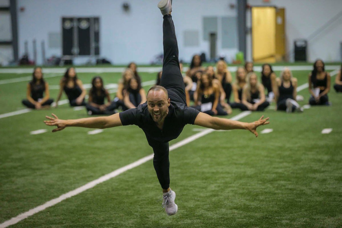 dancingdyll's tweet photo. Made it to finals for my favorite NFL cheerleading team!!!! One step closer to a dream 🥳⚜️ #dudesdancetoo https://t.co/kAEu0GYuwn