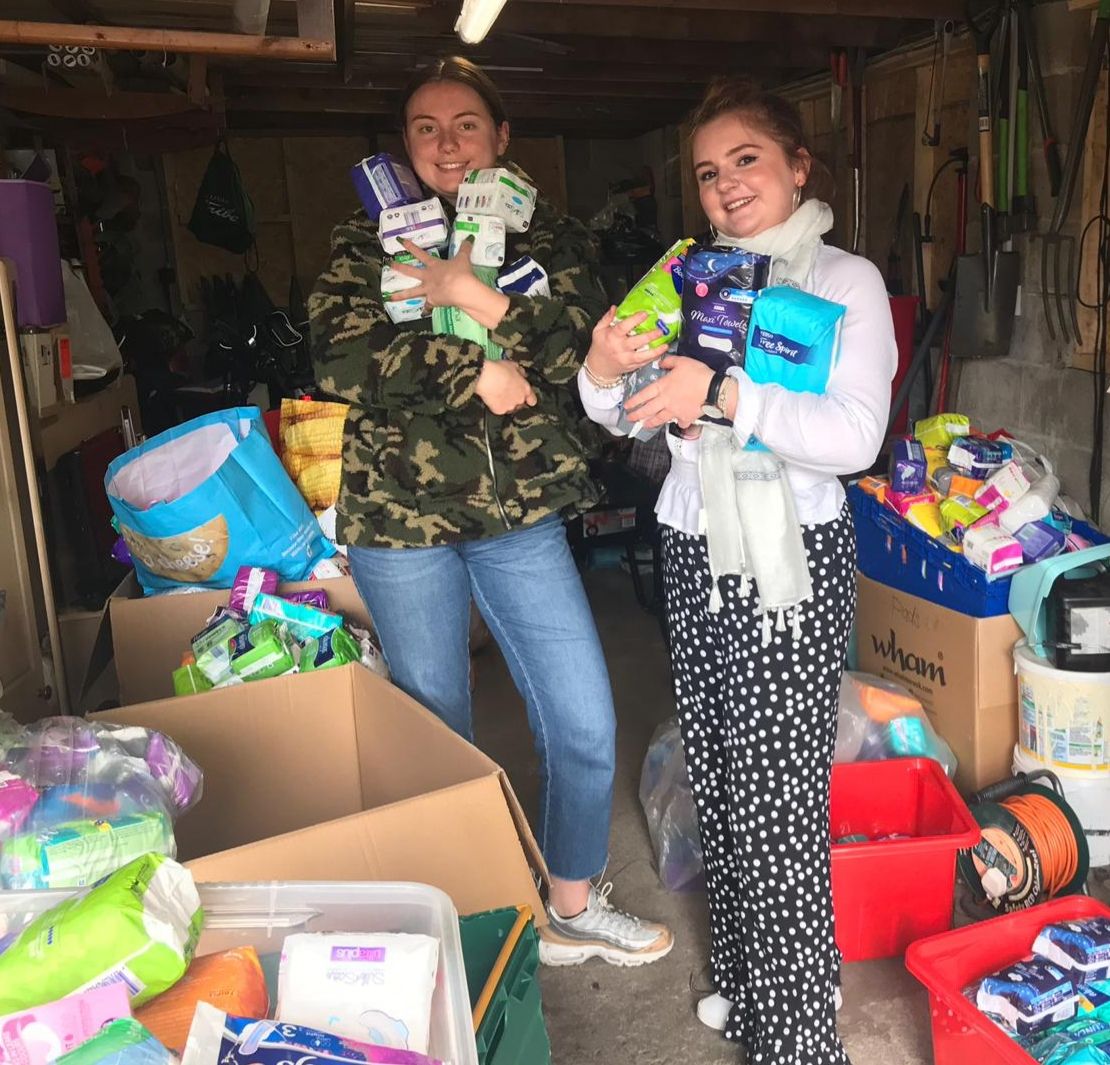tlrbox21's tweet image. ❤️A real family affair yesterday. Mandy &amp;amp; her two daughters spent the afternoon sorting donations, tidying the garage &amp;amp; packing boxes. Great work girls 💞🎀

#redboxprojectsefton #redboxproject #tacklingperiodpoverty