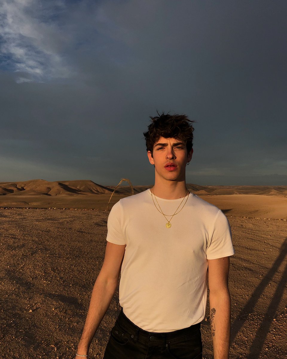 manuriosfdez's tweet photo. ☄️ https://t.co/0nIXpLYFrE