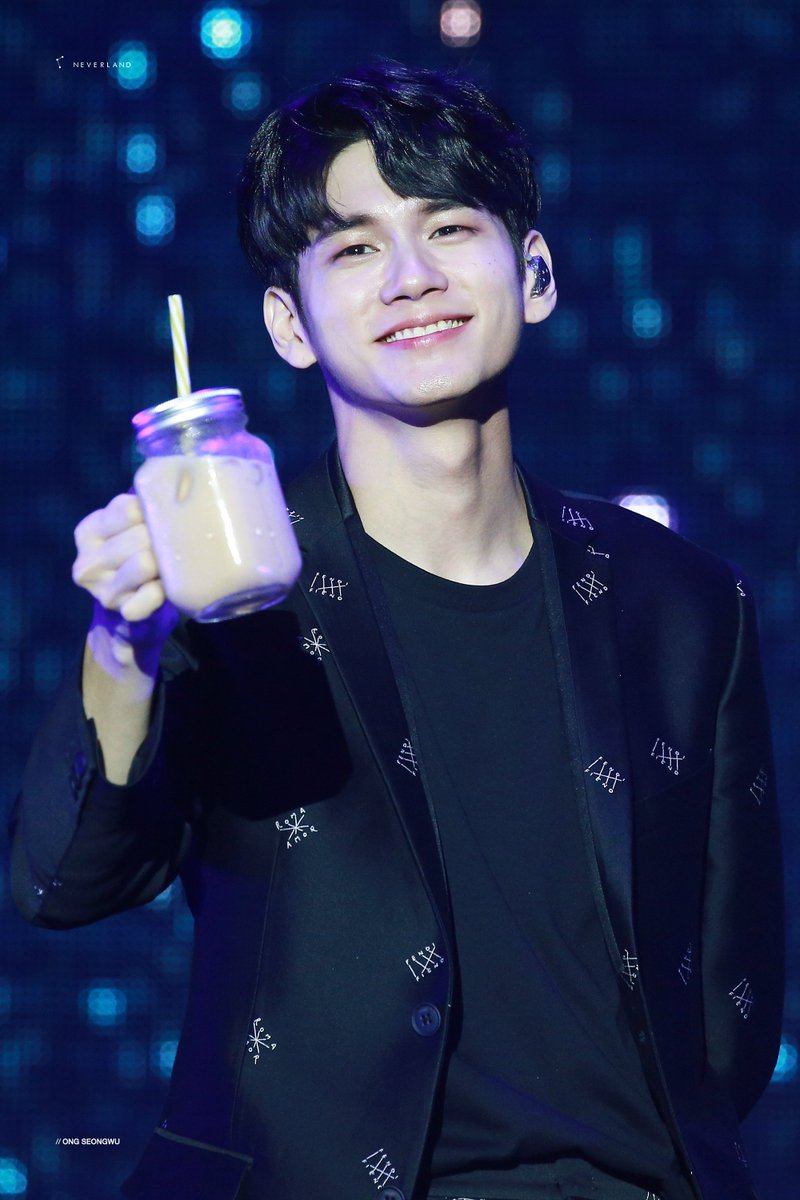 ❤️ 190406 #옹성우 나는 환하게 웃는 니가 좋아~ 😍