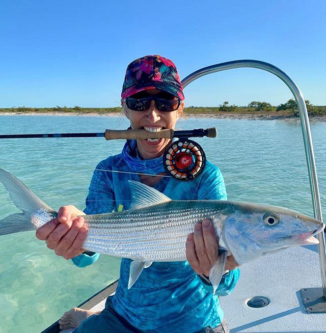 RockingOutdoors's tweet photo. @steph_raleigh_la showing off a 5 pound bonefish.
.
.
.
#saltwaterfishing #bonefishing #flyfishing #andros #androsisland #bahamas #outdoors #fitness #neverstop https://t.co/gmAamV9Kdn https://t.co/EHmsSkqP5f