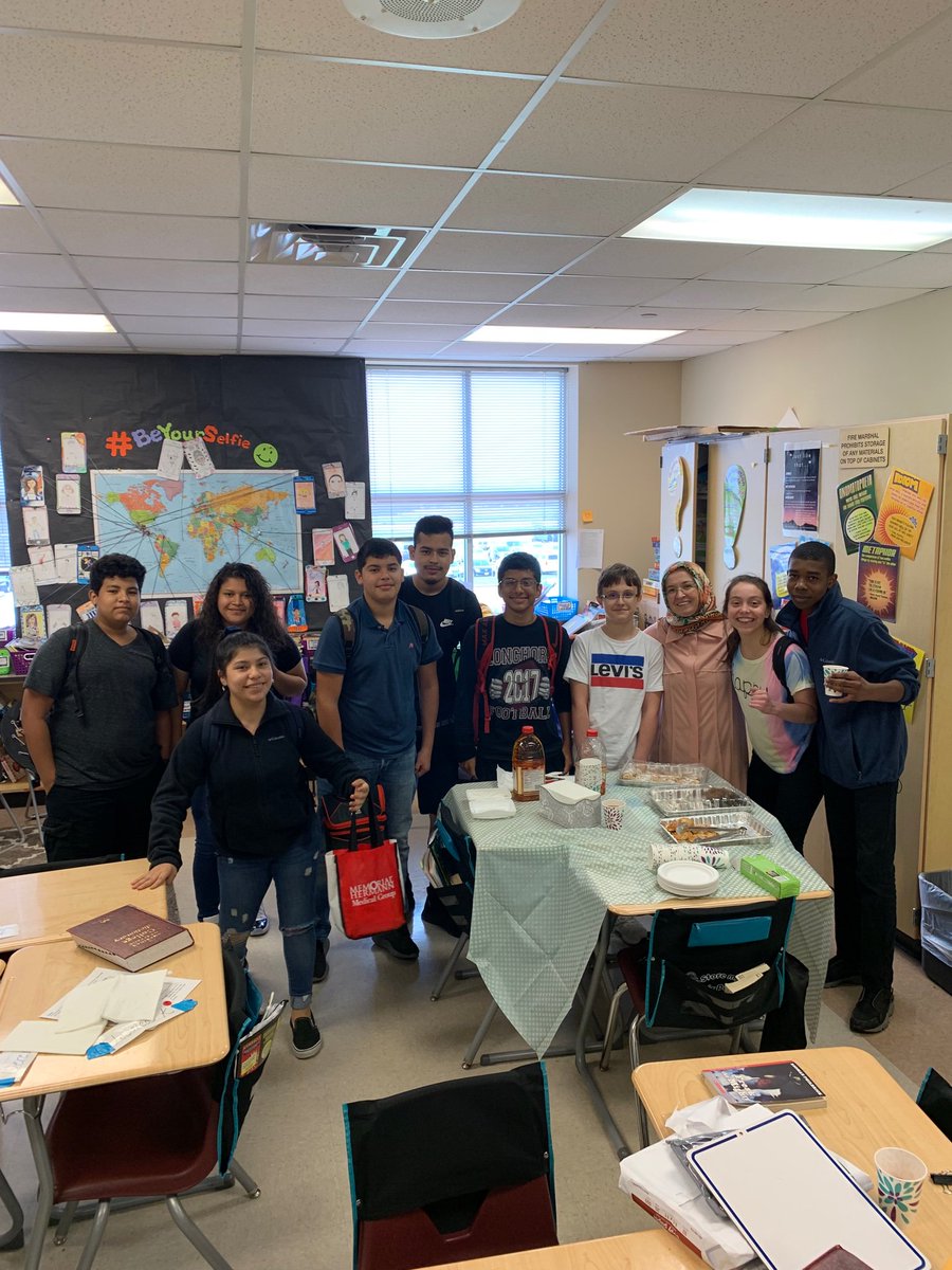 lmbennett65's tweet photo. ARJH 8th Grade ESL sharing Turkish culture and cuisine with fellow student, Kemal and his mom, Mrs. Babadag! Doubly blessed as her family also hosted me and Mrs. Hayes, ESL Assistant, for a Turkish Sunday Brunch. I am blessed beyond words to work at Reading JH as an ESL teacher! https://t.co/j0L4e2cOwI