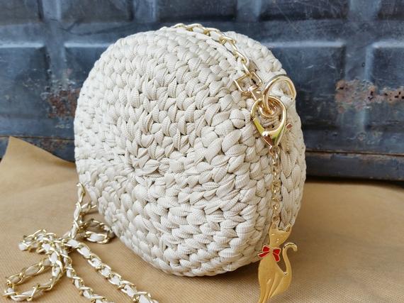 Bronze сylinder Crochet Short Handle Bag on chain,Beige Round Circle Tshirt Yarn Purse,Crossbody Knitted handbag,Vegan Clutch Gift Idea