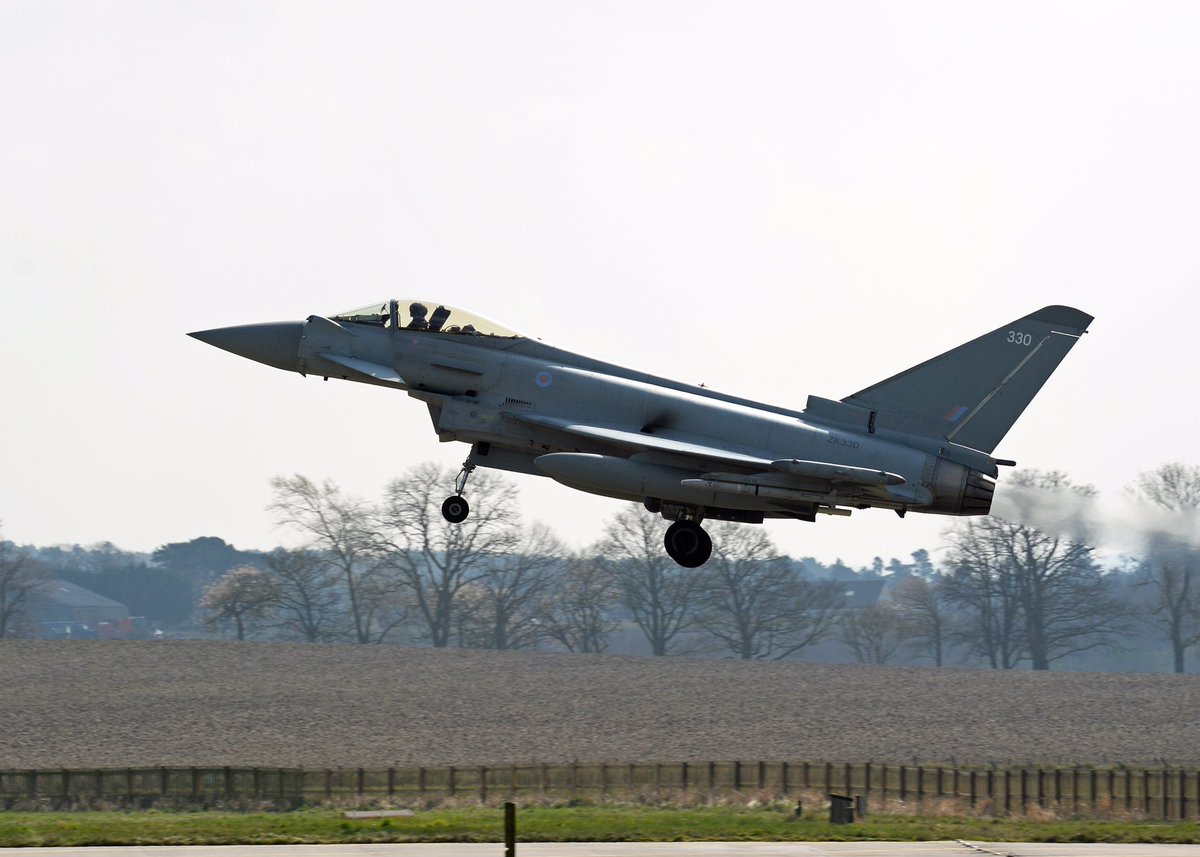 stevendheys's tweet image. Superb flying from the RAF in Scotland yesterday.  #RAF #visitscotland #fastjets #scotland
