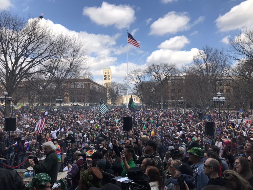 allabouta2's tweet image. Hash Bash 2019 is in full swing and has nearly filled the Diag. #annarbor #hashbash #cannabis @umich