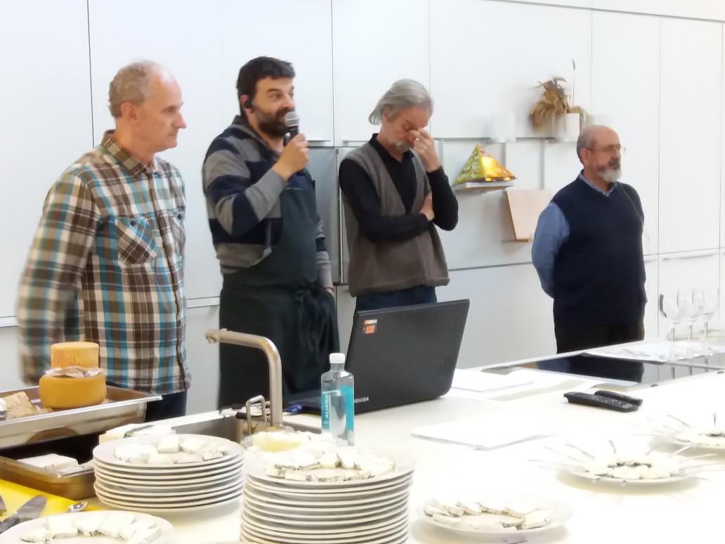 Àngels Casanovas tweet media