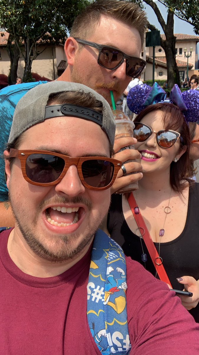 DisneyQuizl's tweet photo. At the Disney Parks with @John_irl_  &amp; @joanna_irl 🤯🥳🙌🏼 https://t.co/aoDQX0wNXO