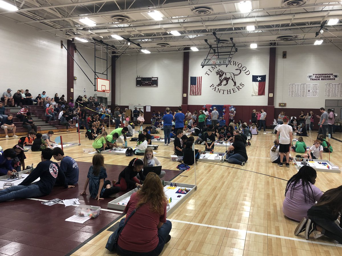 Humble_Science's tweet image. Amazing day with amazing kids! We are witnessing the next generation of problem solvers! #HEROrobotics #ThanksWasteManagement