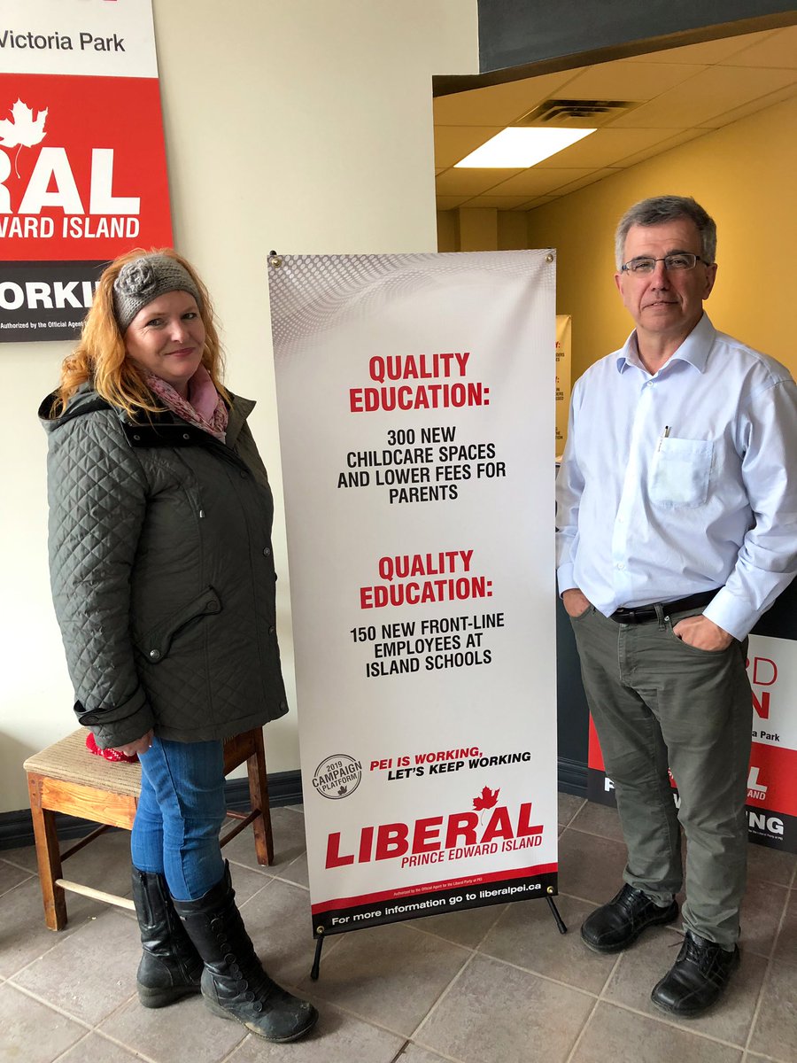 D11Roxanne's tweet photo. Stopped into see my fellow Liberal candidate, @RichardBrownPEI. Thanks for the π°. #campaignfuel https://t.co/hAwwFZavBN