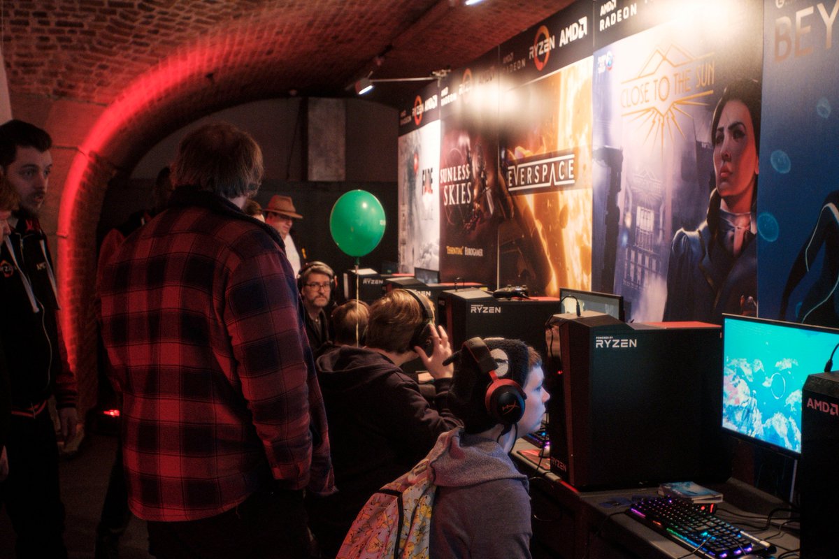 AMD_UK's tweet photo. We've had such a blast at @EGX #Rezzed2019! Don't forget to vote for your favourite AMD Ryzing Indies title for a chance to win an @AMDRyzen 7 2700 processor: https://t.co/qJX6rCTRrx #AMDIndies https://t.co/IjcwQuzrXL