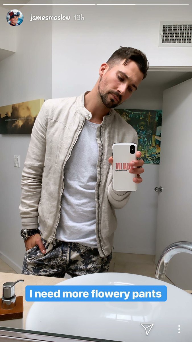 brimoniq's tweet photo. Yup😊Flowery pants wear very well-handsome on you much more than flowery shirts😏💐🔥
@jamesmaslow what's your favorite flower?
There's a tipe of flower that you like more than others or that somehow you feel more connected to?
#SpreadLove &amp; #MaslowMusic
#LoveUSober #MaslowStrong https://t.co/gv5yOyOw5m