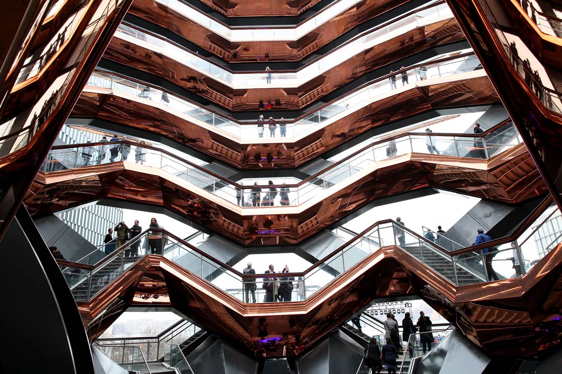 urbannext_net's tweet photo. #PublicCatalyst #project The Vessel: A Public Landmark by #heatherwick @AKT_II
#Engineering #geometry
https://t.co/5qFntAlaqd https://t.co/svwoTvrx7X