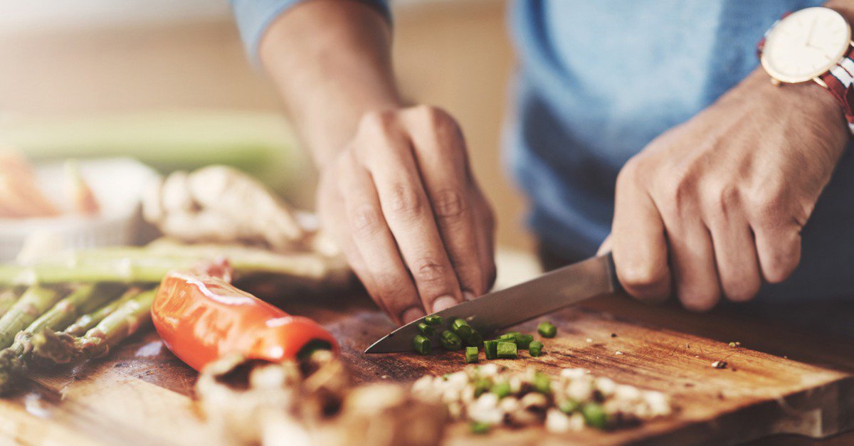 howm24's tweet photo. Kitchen Essentials for First-Time Cooks https://t.co/SA1i3ANo3S https://t.co/HzS17QQqbG