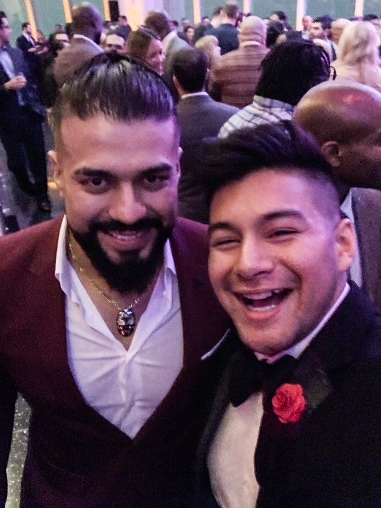 DandyintheBronx's tweet photo. Tuve el honor de ver “EL ÍDOLO” at @wwe x @BGCA_Clubs #stars4hope! @AndradeCienWWE. Latinos doing it 💪💪💪 https://t.co/oKVPrQRwuu