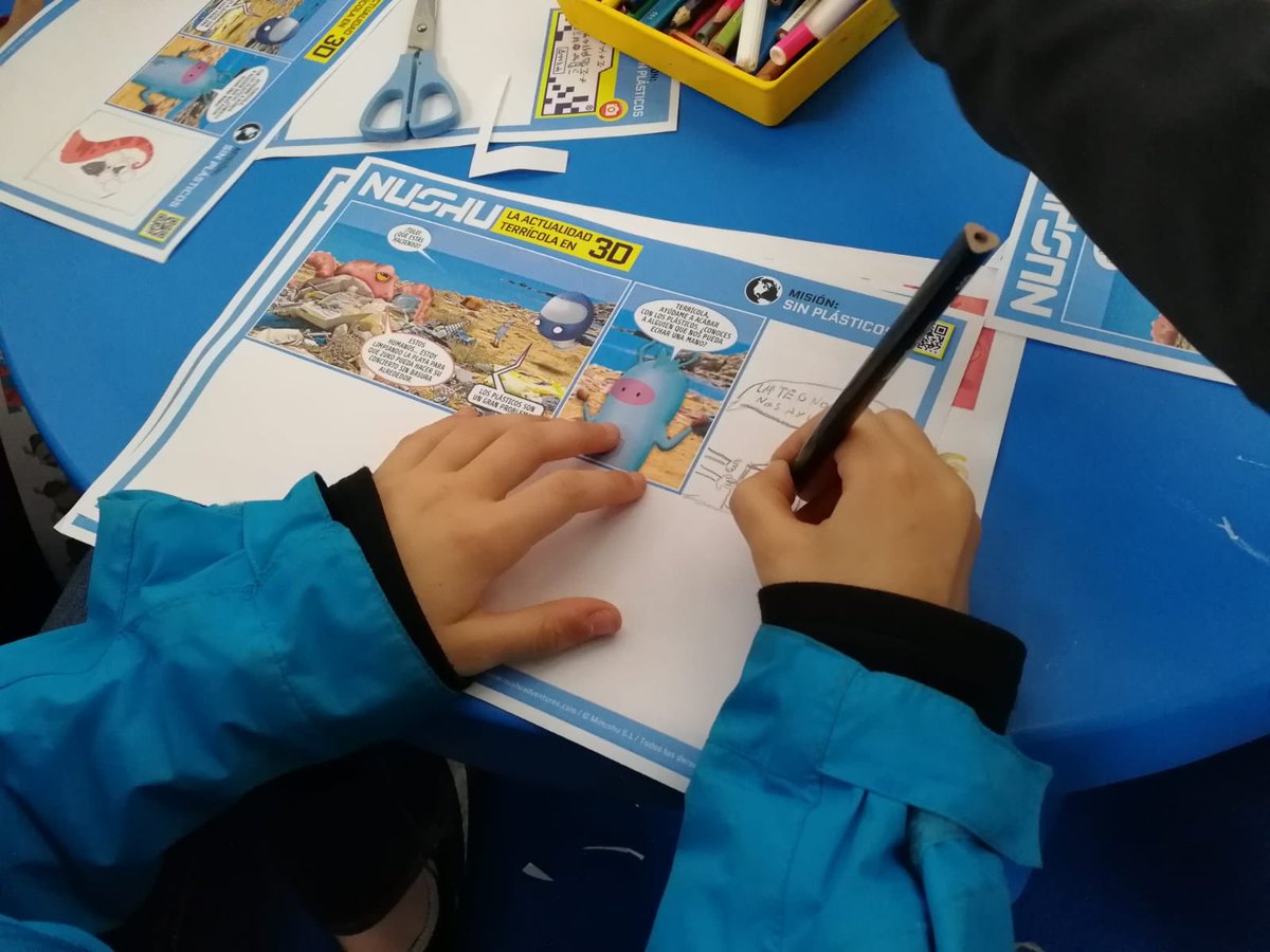 NUSHU está cumpliendo una de sus misiones en el Salón del Cómic de BARCELONA #37ComicBcn <a href="/COMIC_bcn/">COMIC BARCELONA</a> y ha encontrado una gran ayuda.