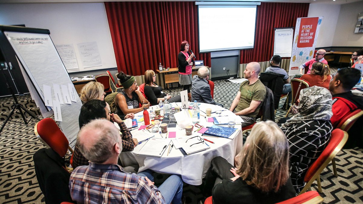NGNgas's tweet photo. We're at our second #NGNPublicPanel in #Leeds today. We've heard some great insights from customers about our role in protecting the environment and gearing up for a low carbon, sustainable future #NGNtogether https://t.co/rmCA2yy82v